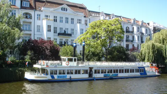 Schifffahrt Berlin (2 Stunden)