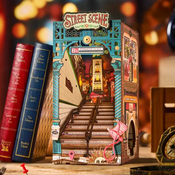 Book Nook Holzbausatz – Street Scene