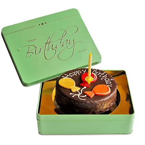 Dessert-Sachertorte ?Happy Birthday? mit Kerze